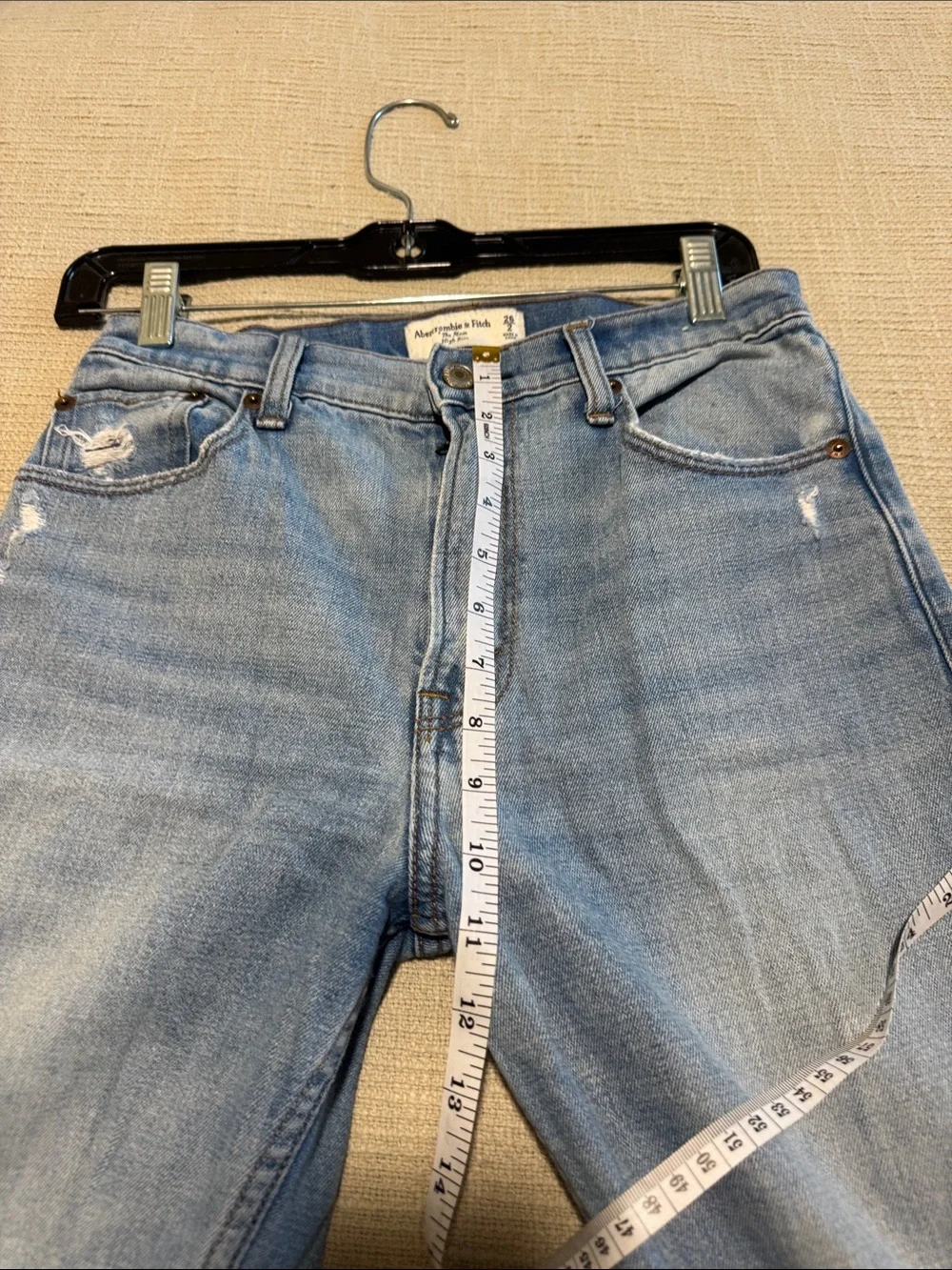 Abercrombie & Fitch the mom light blue denim high-rise jeans